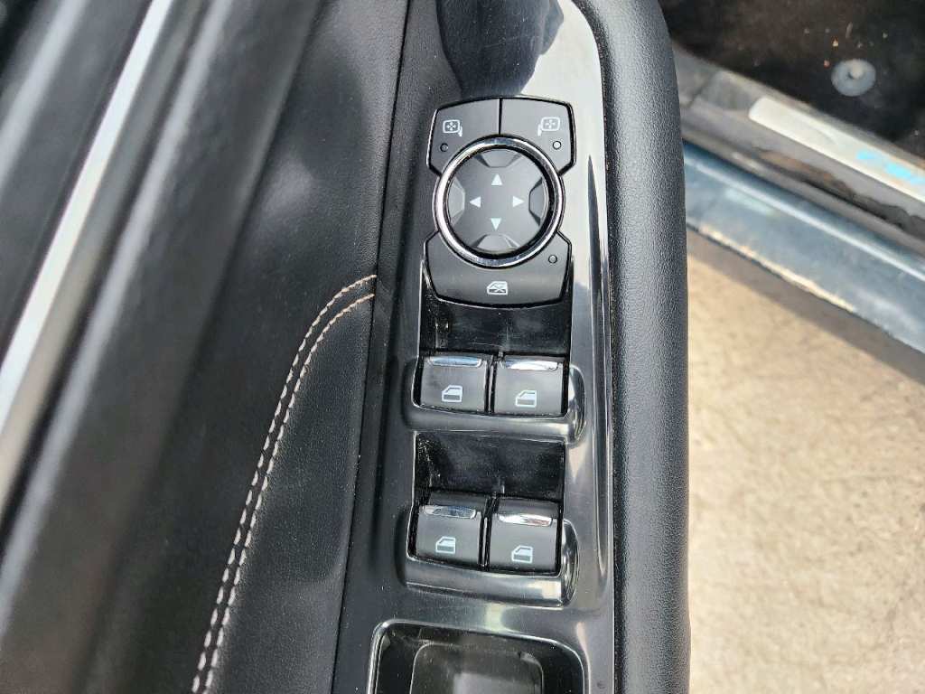 FORD Edge 2019 - Image 10