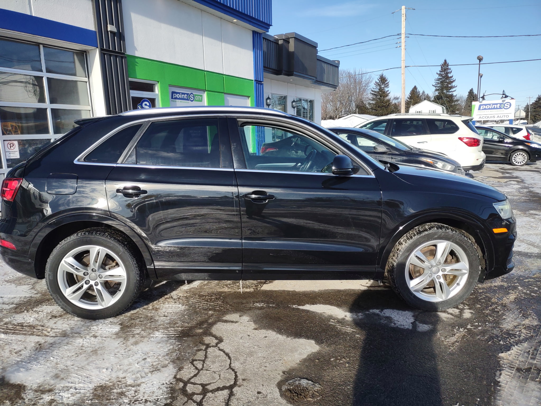 AUDI Q3 2016 - Image 13