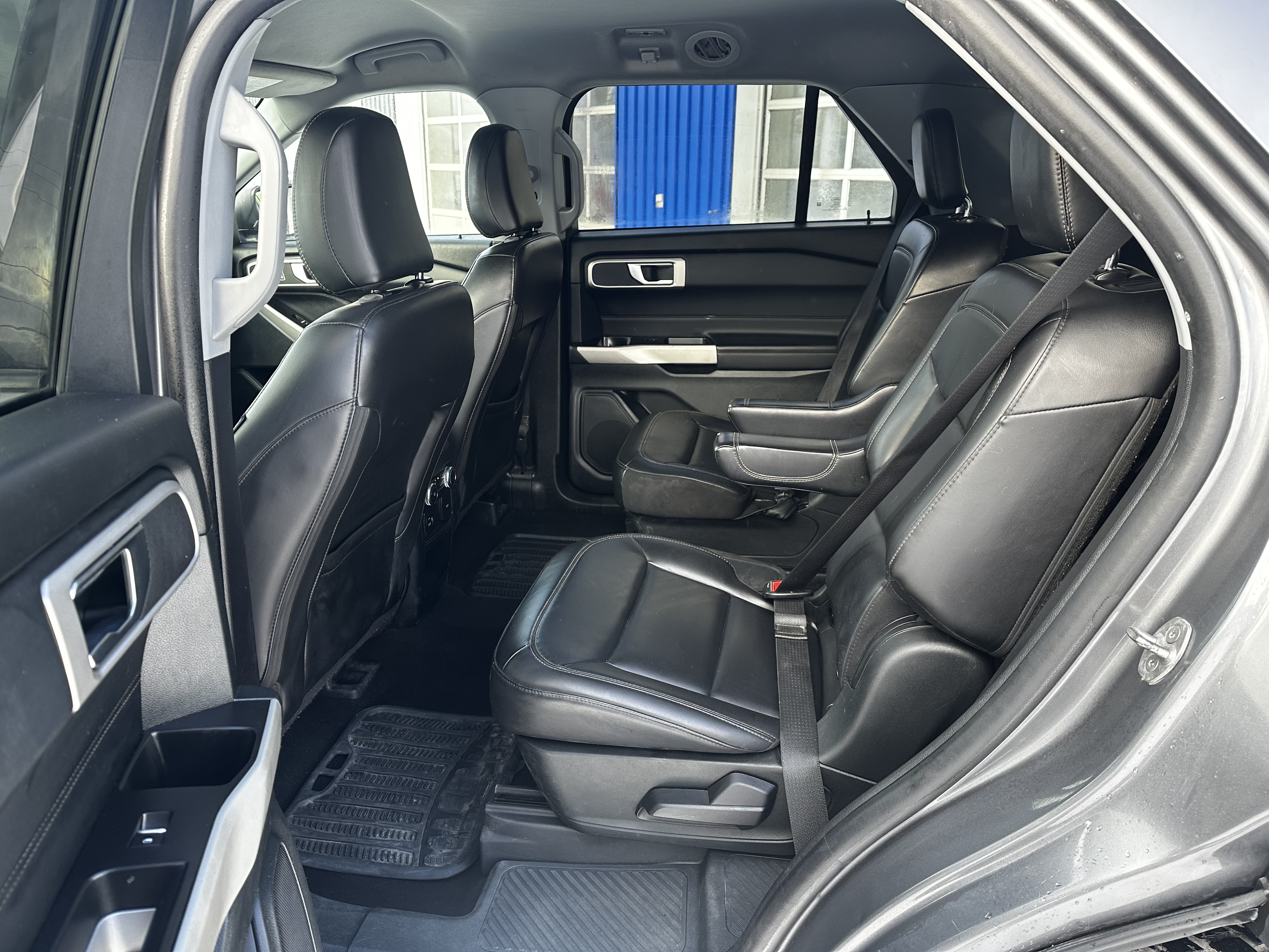 FORD Explorer 2021 - Image 15