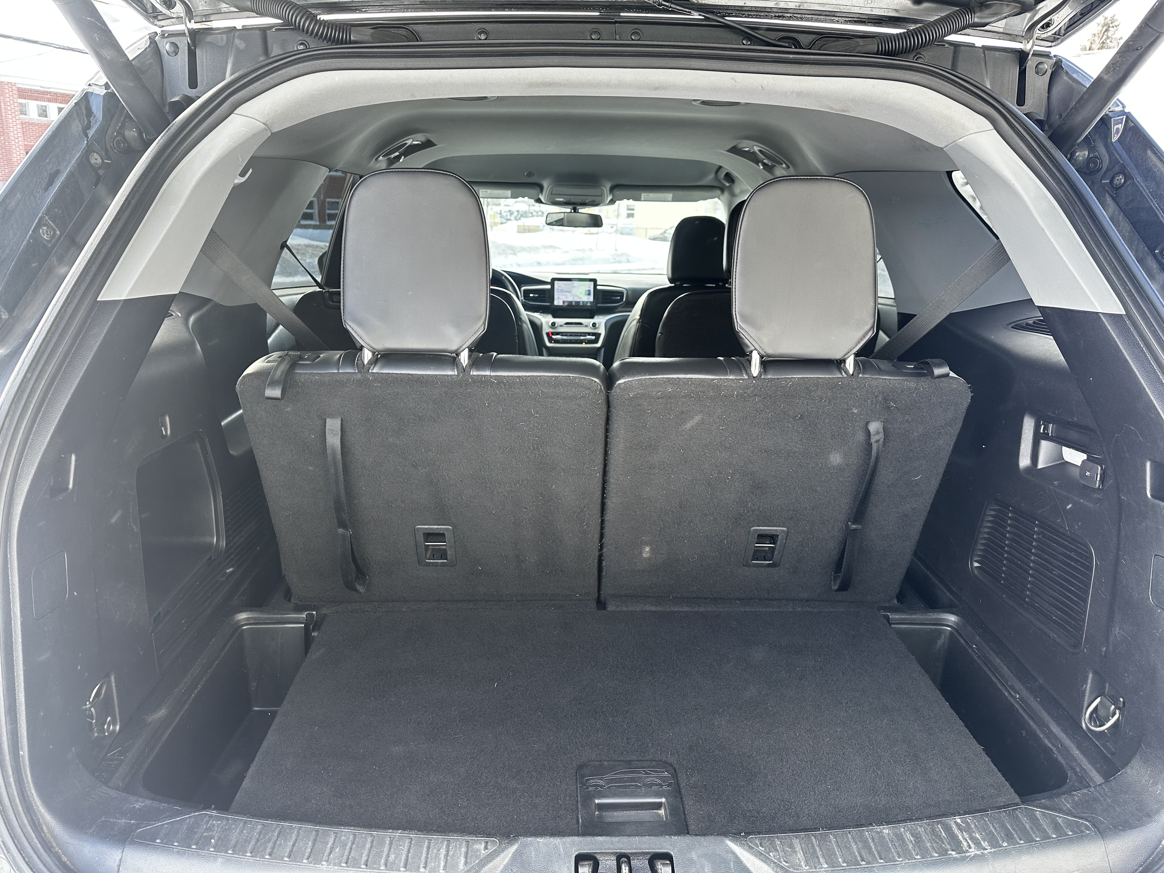 FORD Explorer 2021 - Image 17