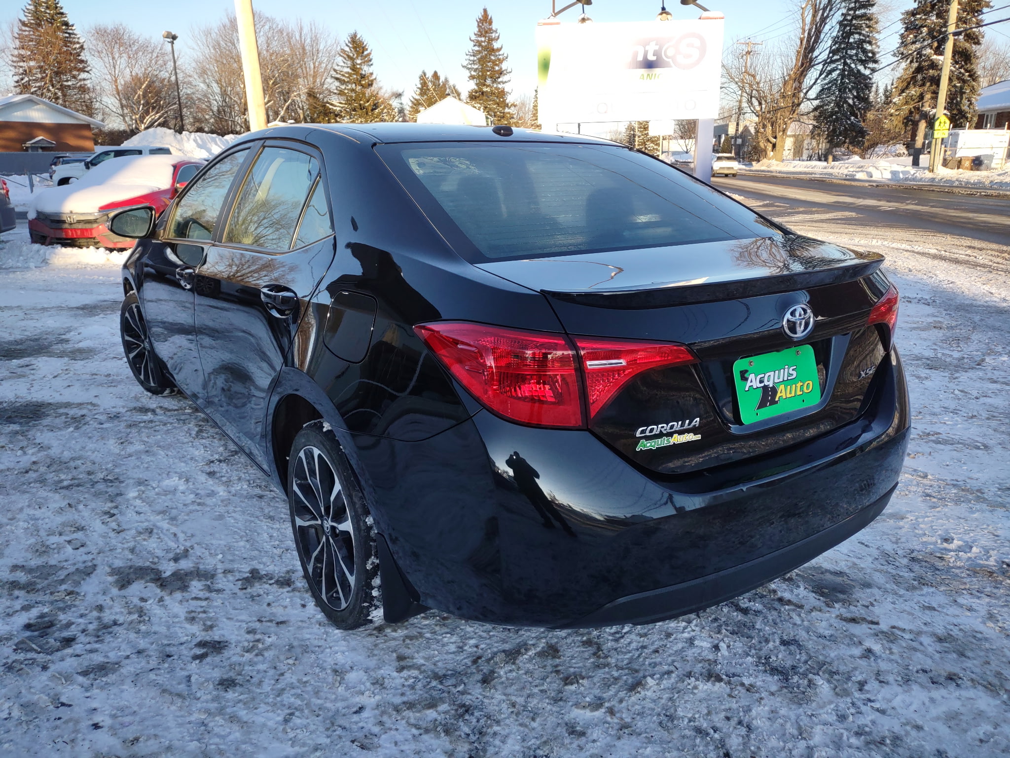 TOYOTA Corolla 2018 - Image 2