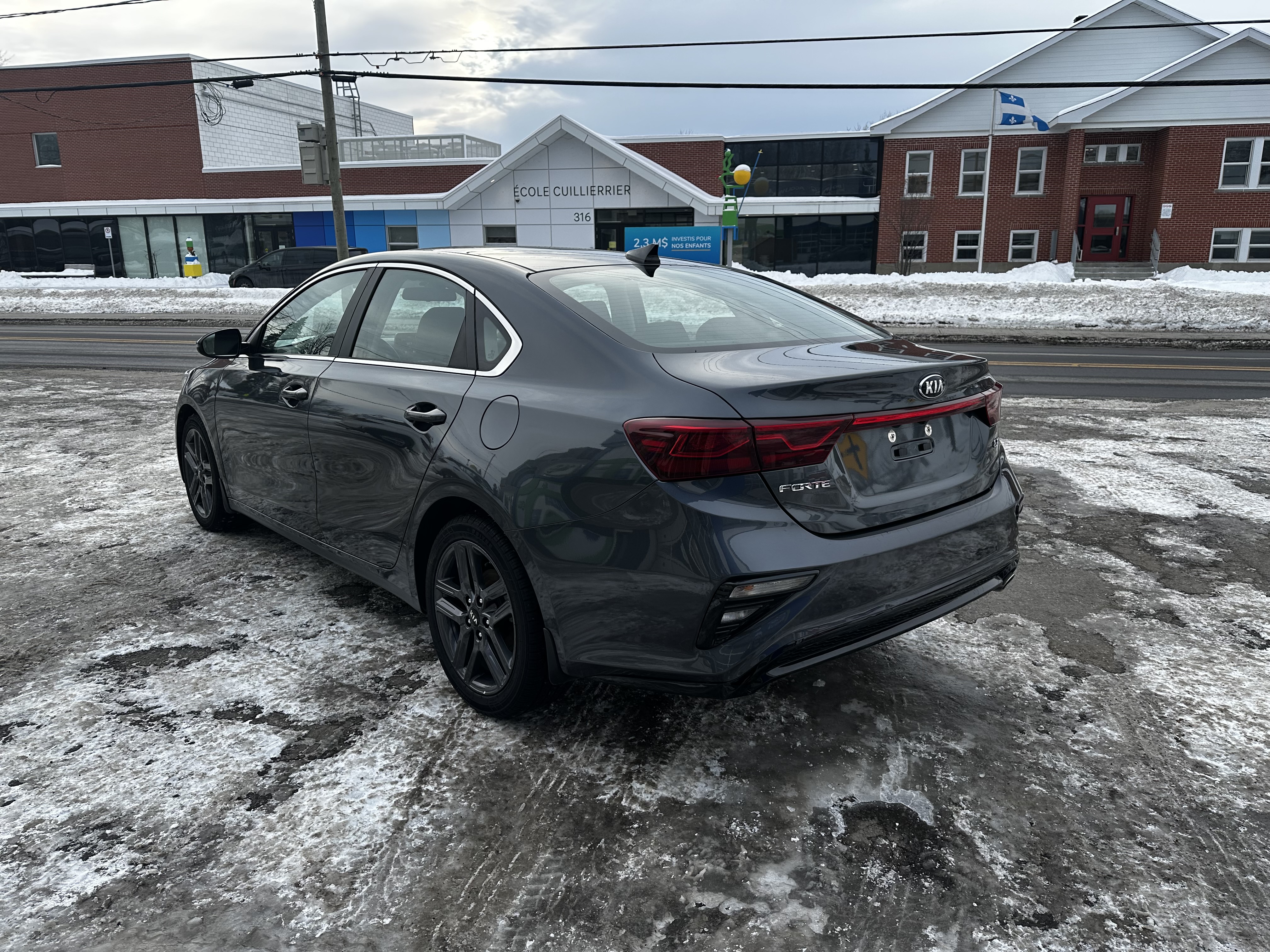 KIA Forte 2021 - Image 12