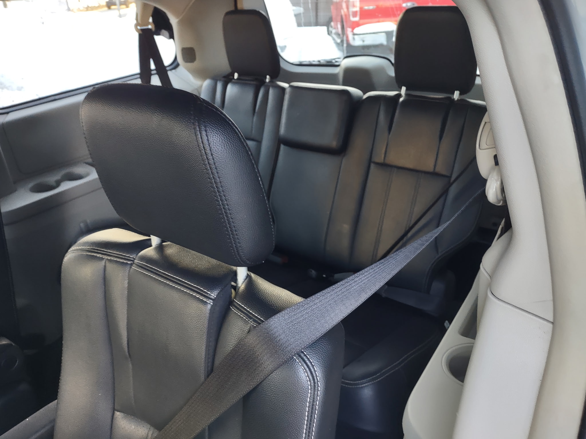 DODGE Grand Caravan 2017 - Image 2