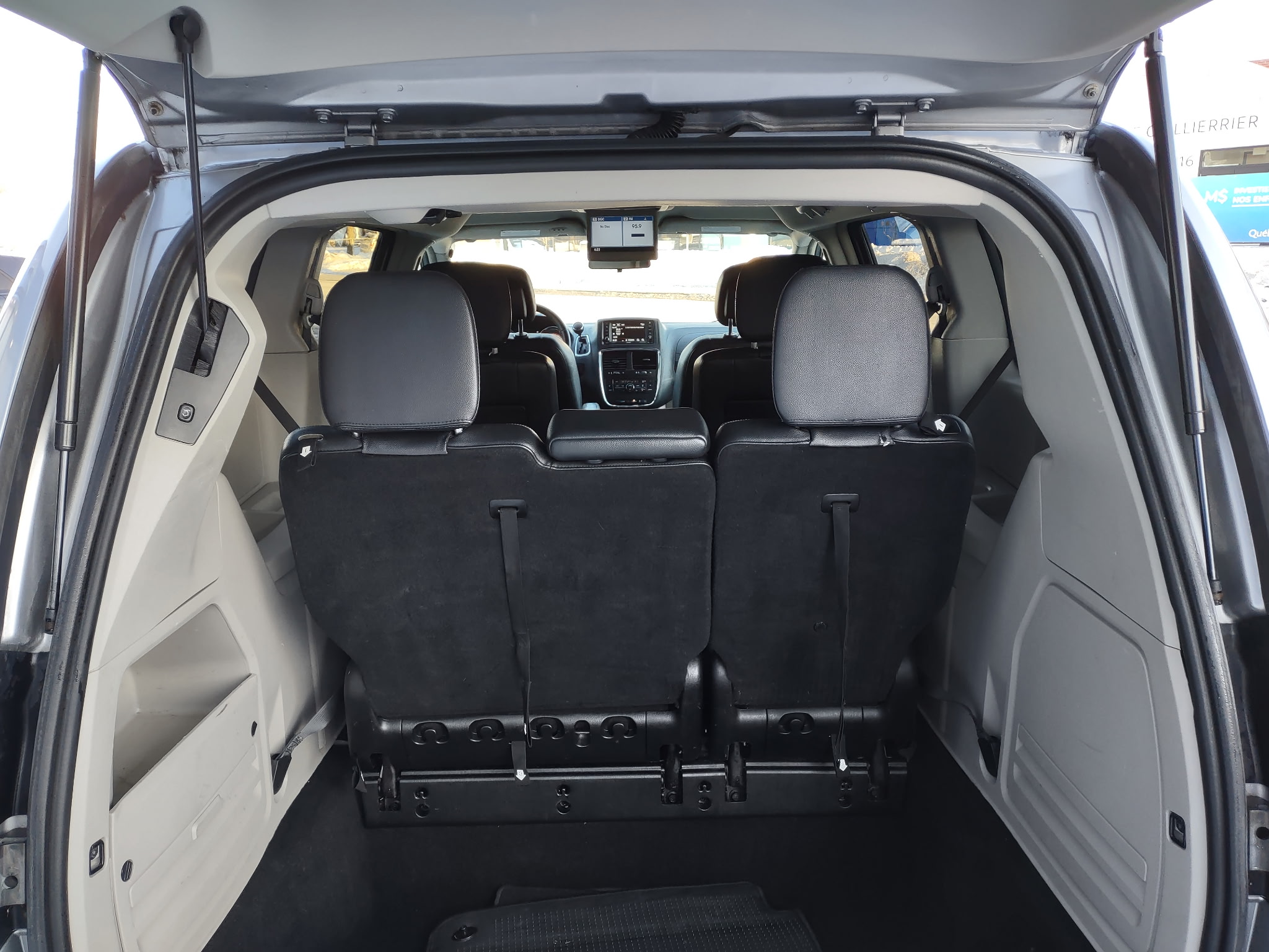 DODGE Grand Caravan 2017 - Image 19
