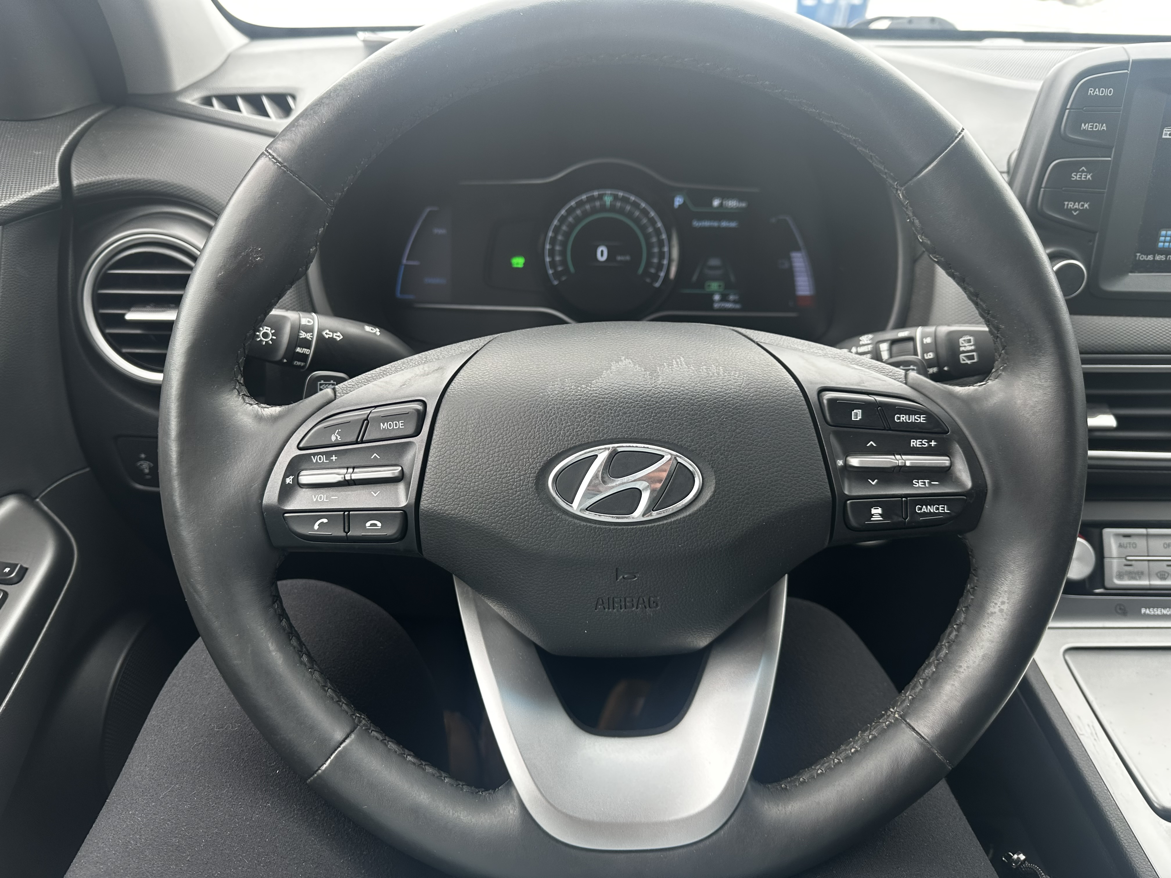 HYUNDAI Kona Electric 2021 - Image 5