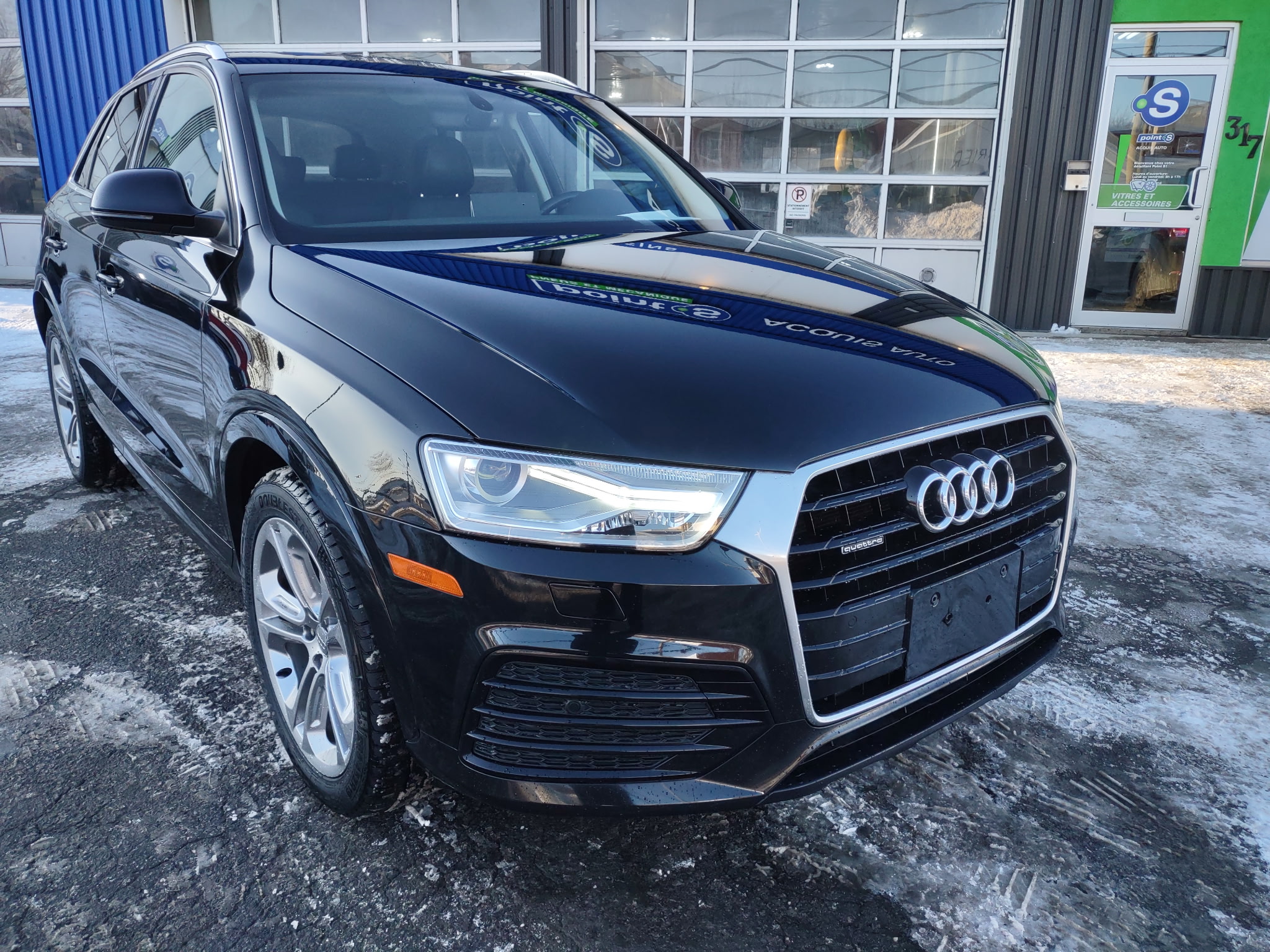 AUDI Q3 2018 - Image 14