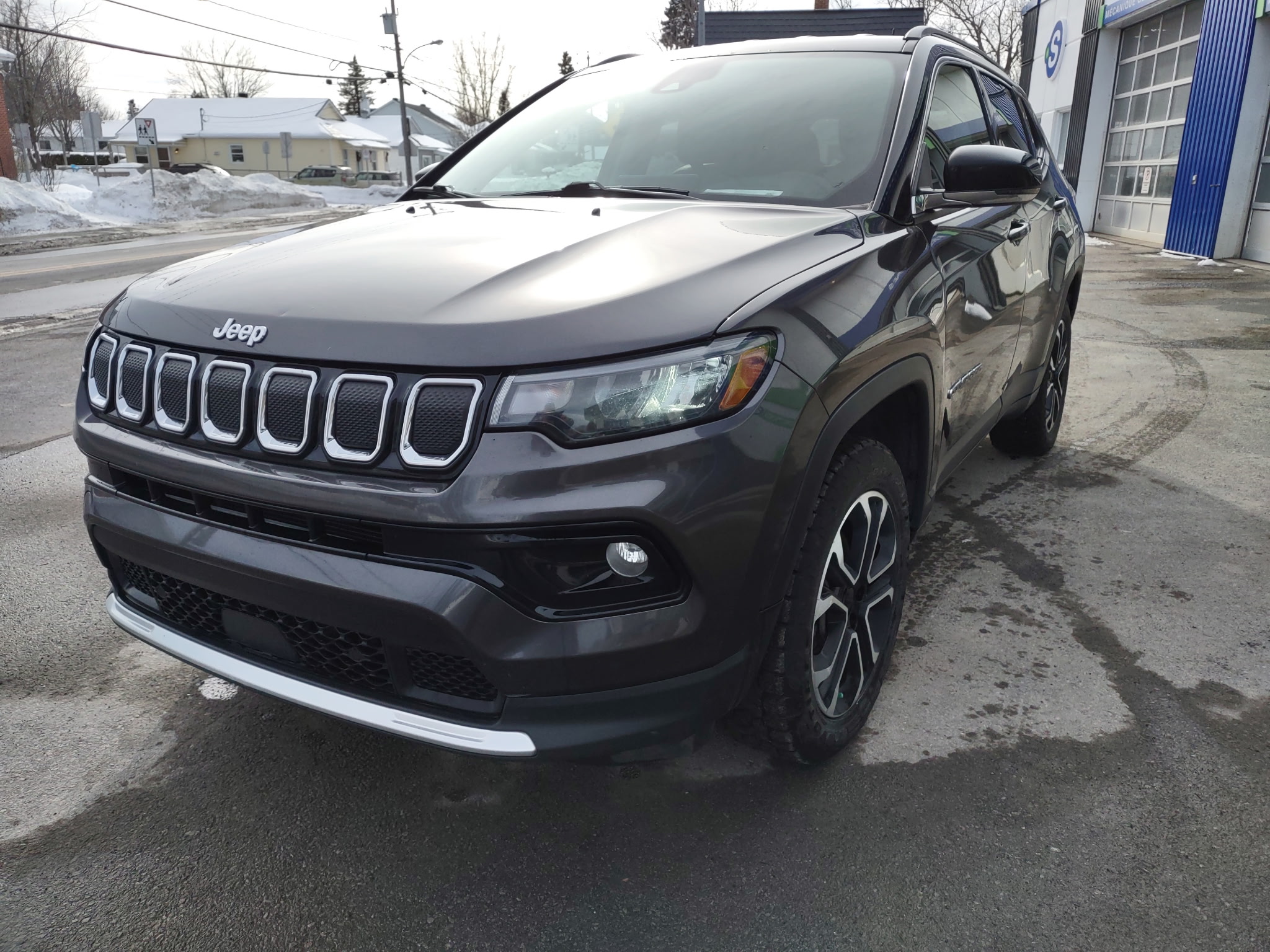 JEEP Compass 2022 - Image 17
