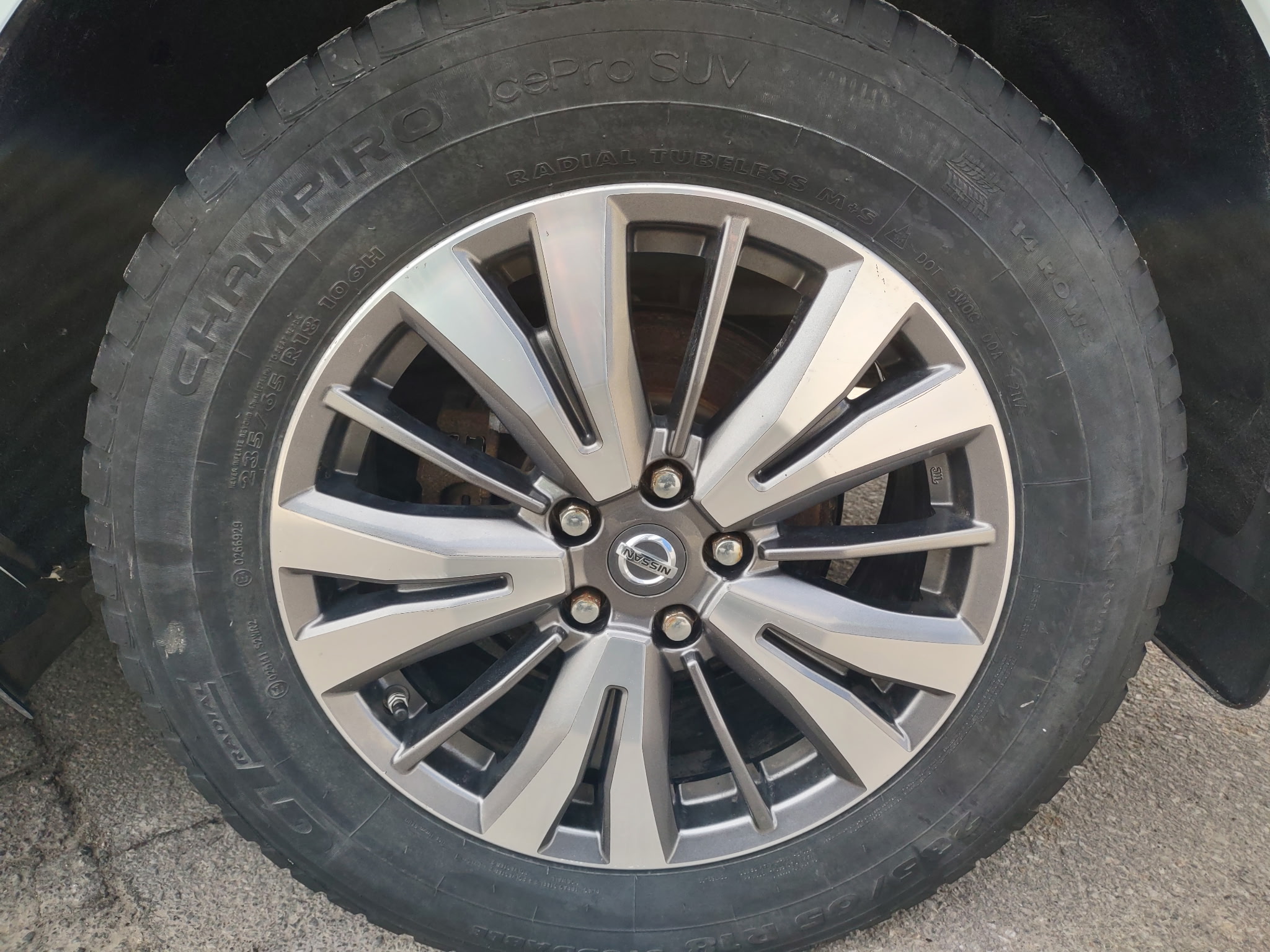 NISSAN Pathfinder 2018 - Image 2