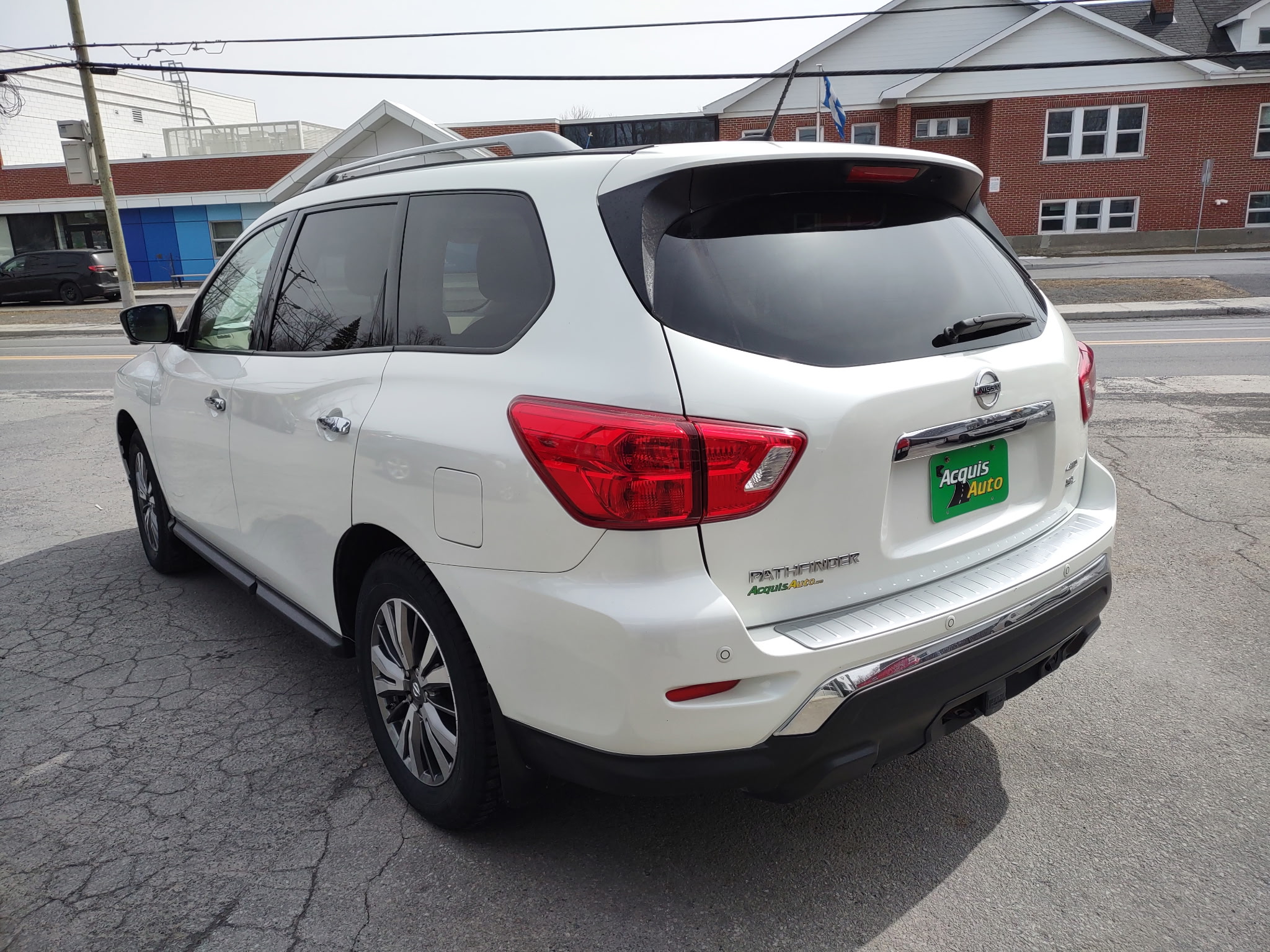 NISSAN Pathfinder 2018 - Image 14