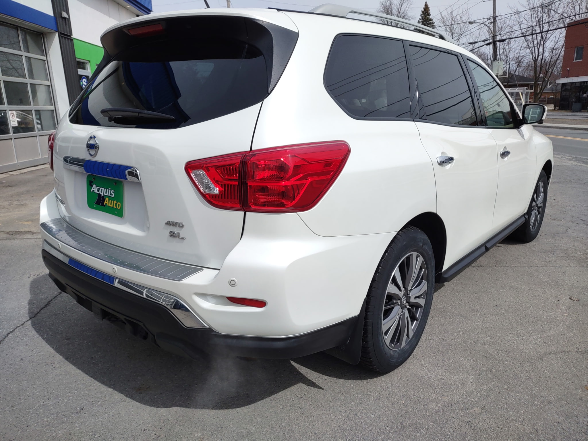 NISSAN Pathfinder 2018 - Image 17