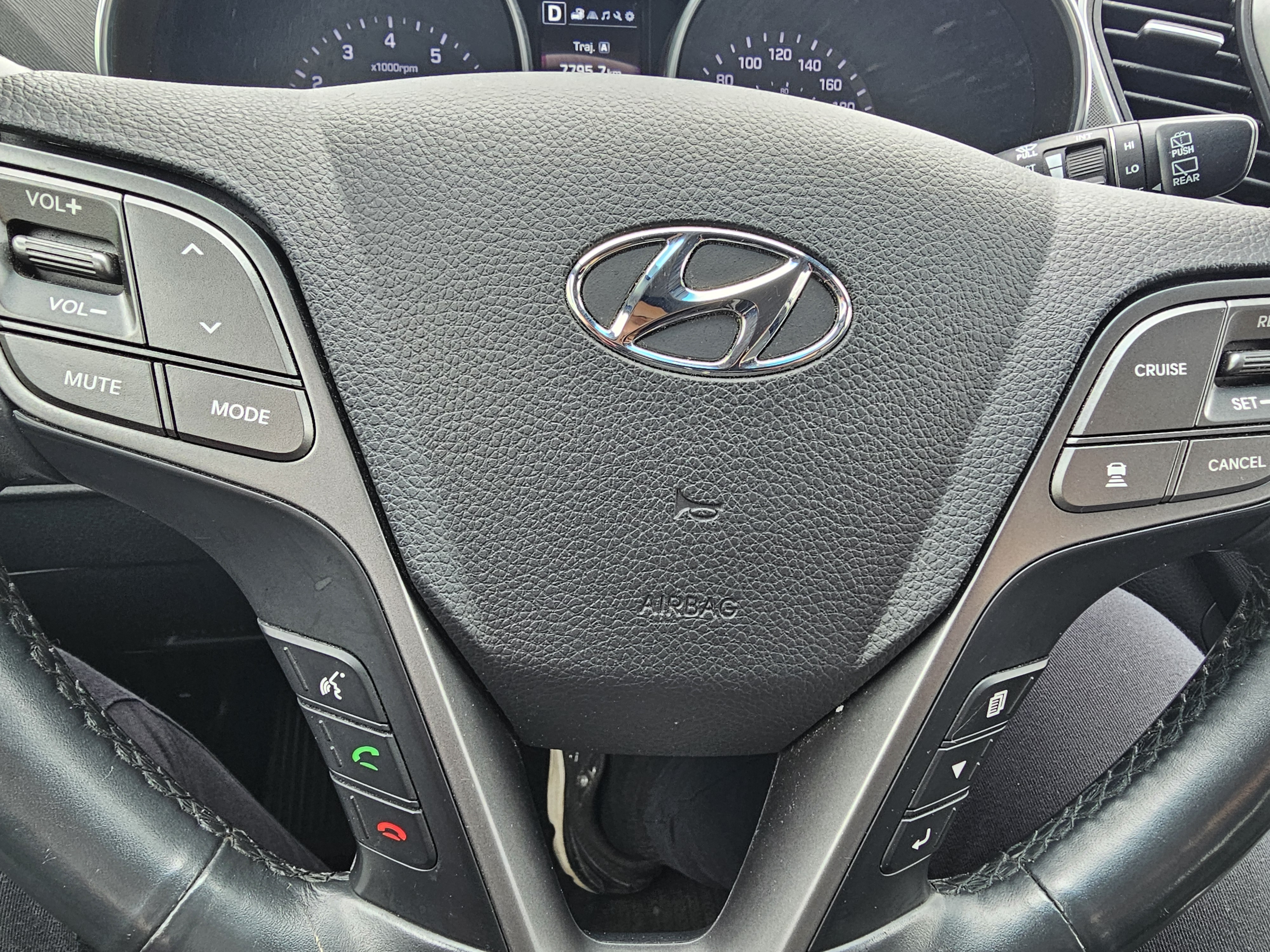 HYUNDAI Santa Fe XL 2019 - Image 2