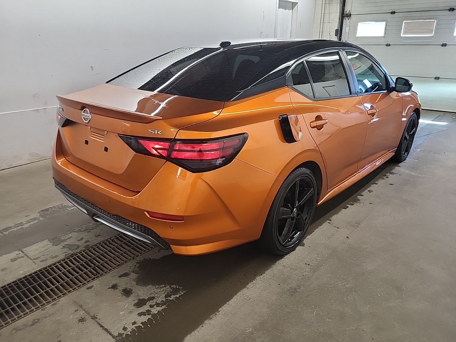 NISSAN Sentra 2022 - Image 2