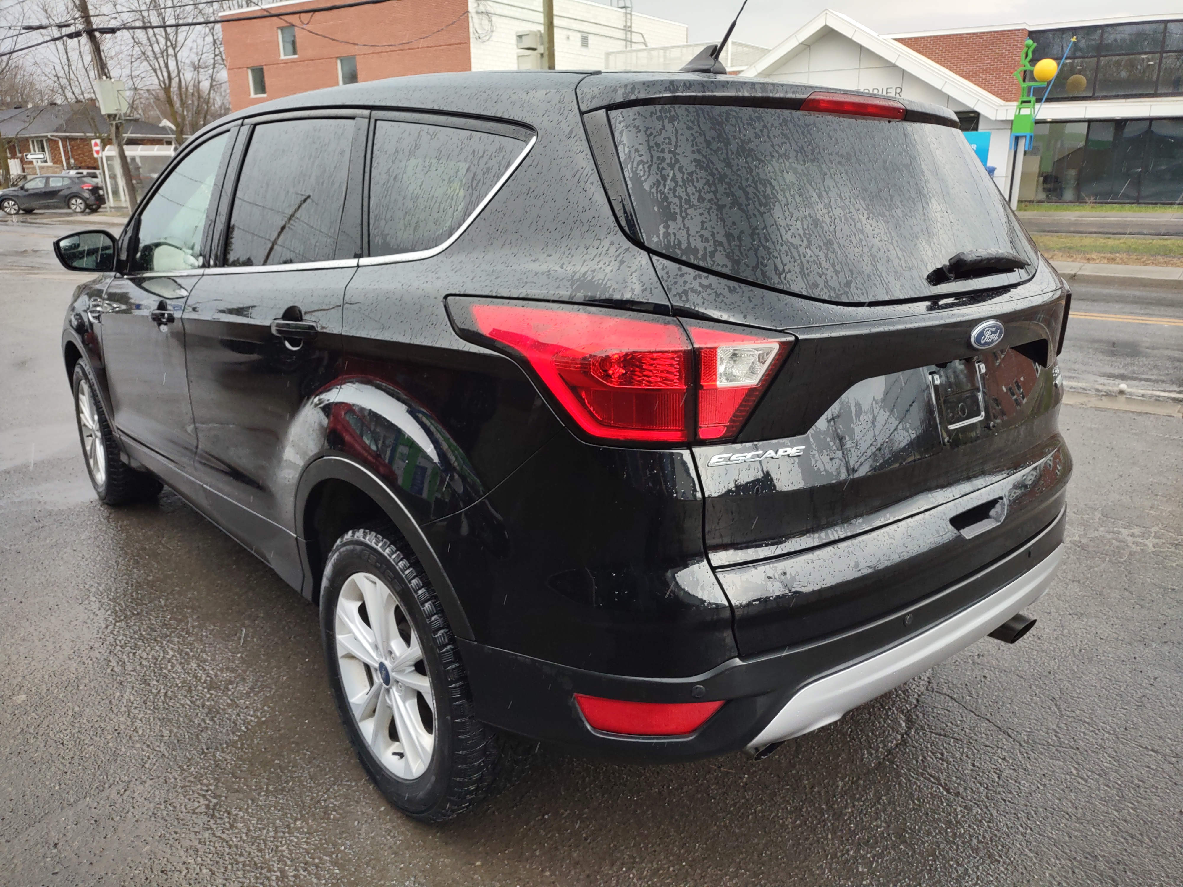 FORD Escape 2019 - Image 11