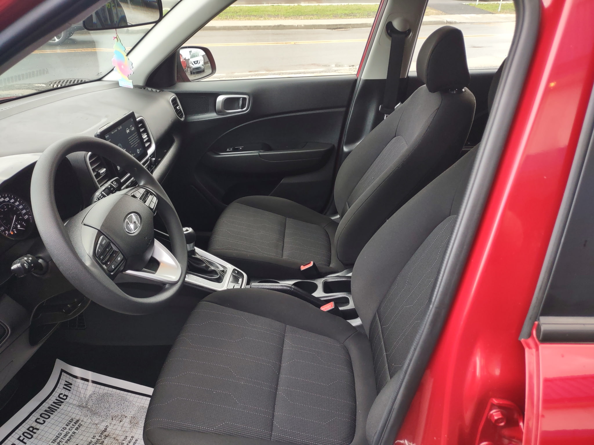 HYUNDAI Venue 2020 - Image 10