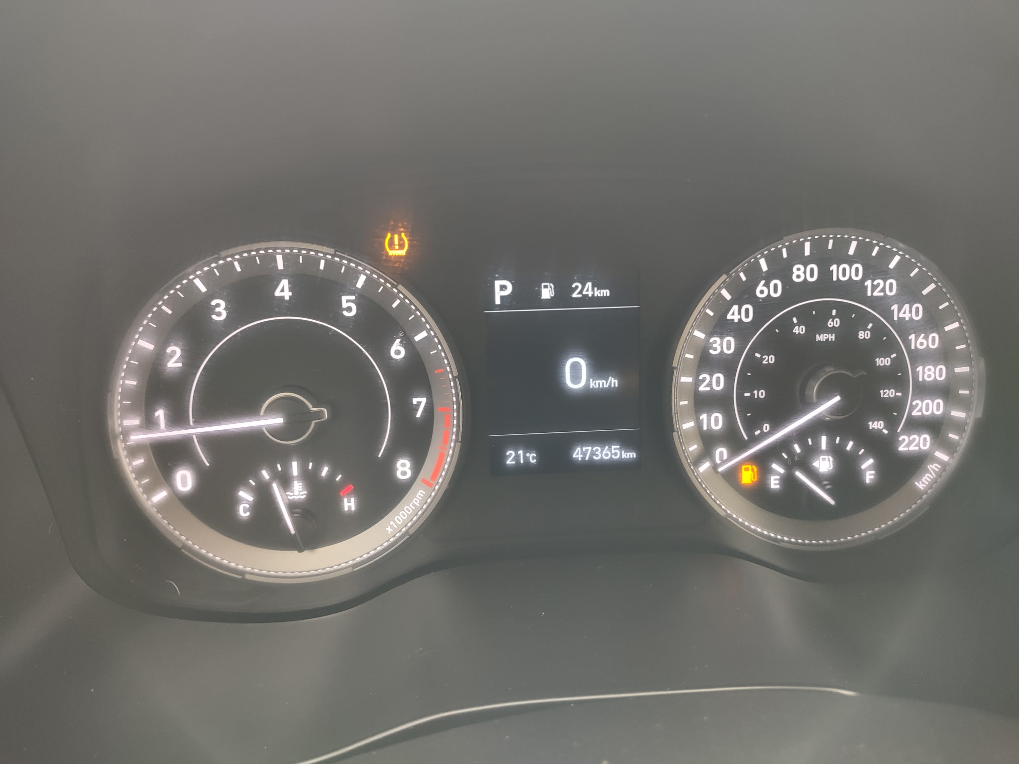 HYUNDAI Venue 2020 - Image 2