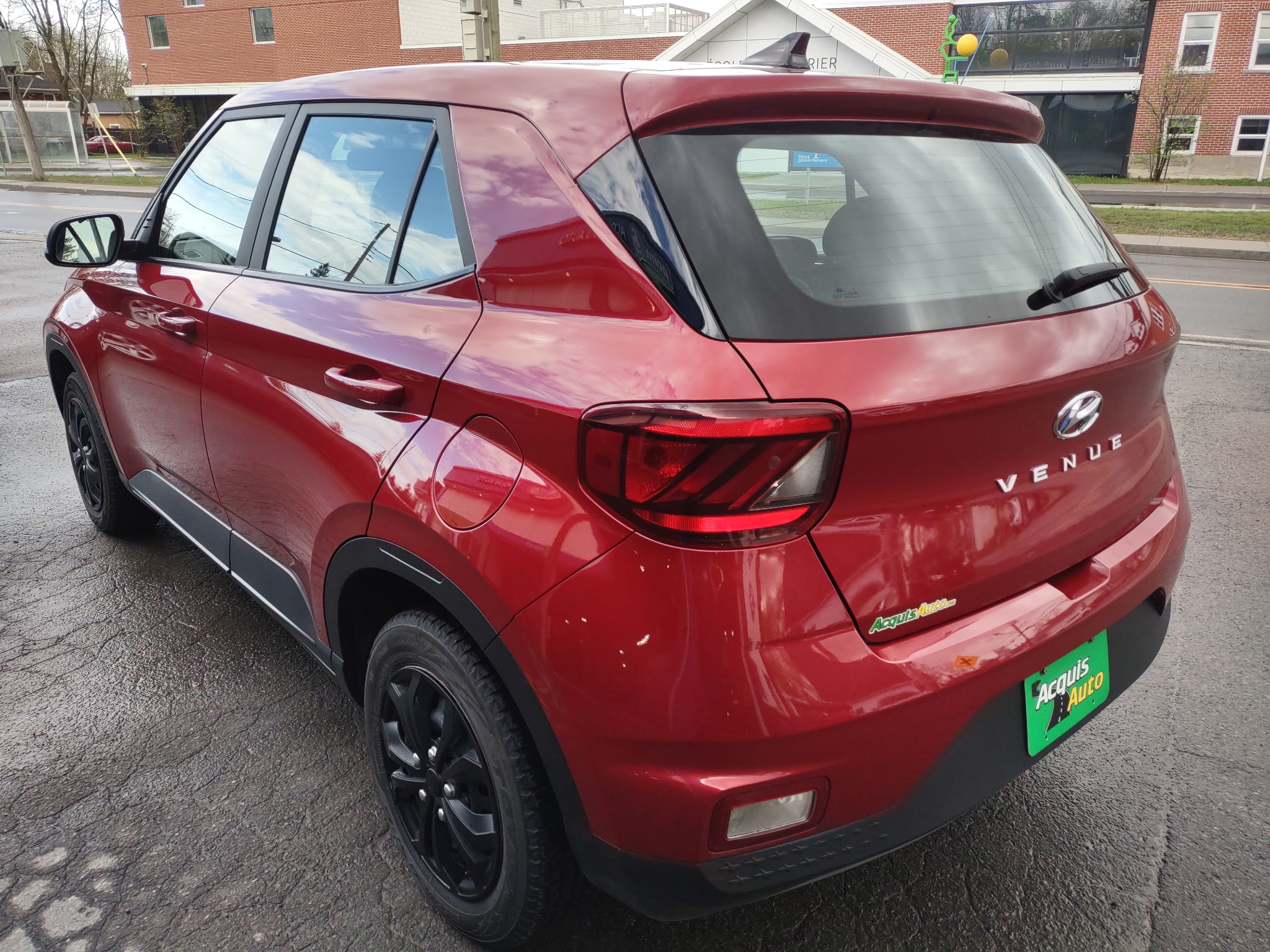 HYUNDAI Venue 2020 - Image 15