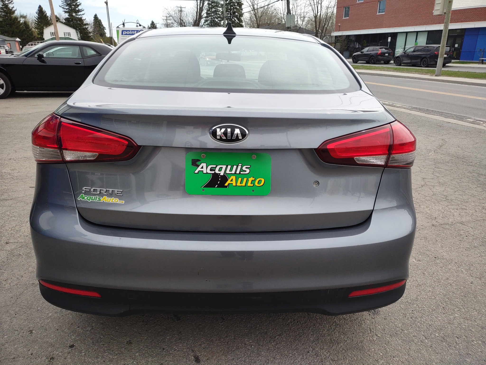 KIA Forte 2017 - Image 14