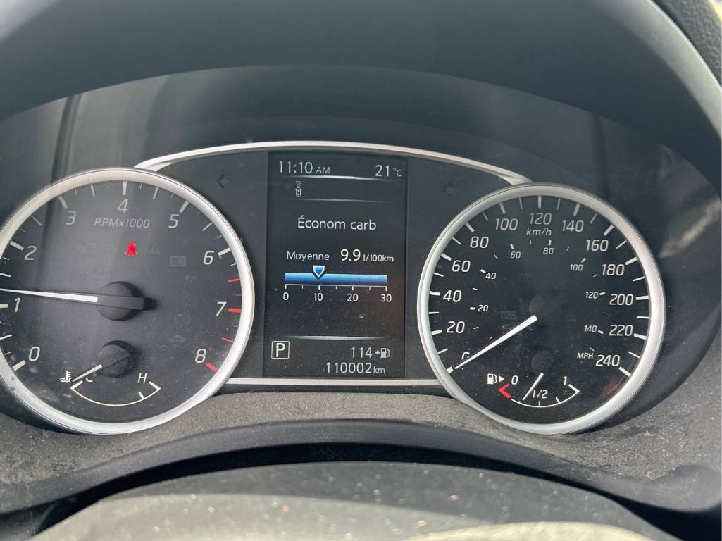 NISSAN Sentra 2018 - Image 4