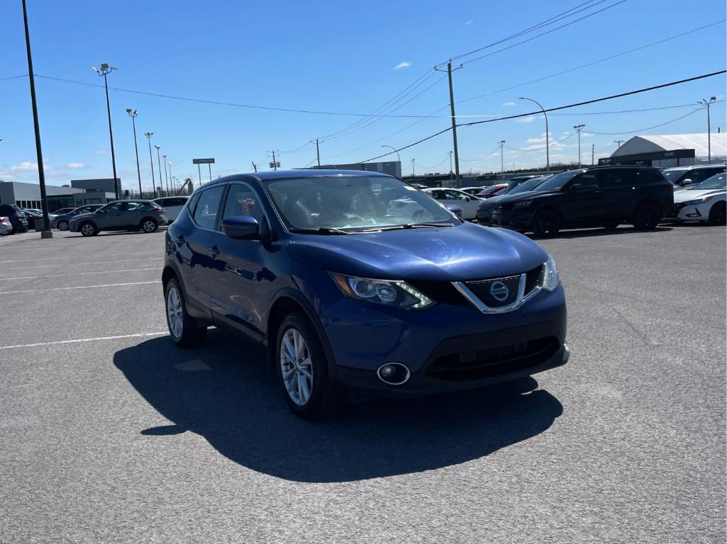 NISSAN Sentra 2018 - Image 6