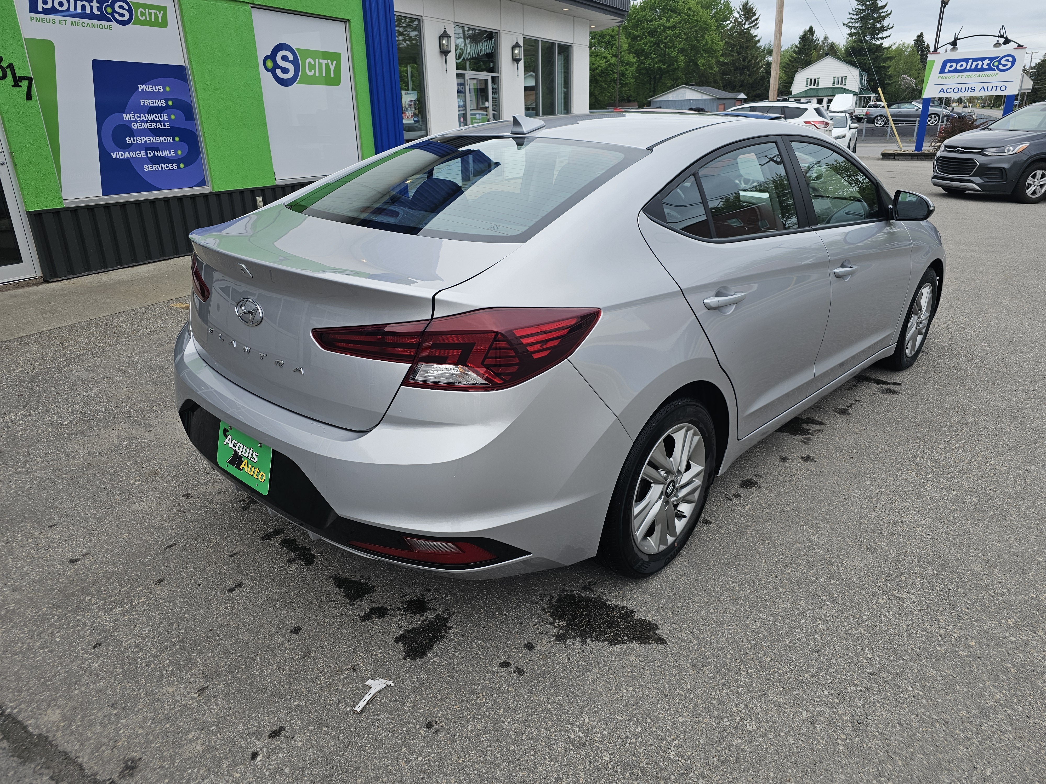HYUNDAI Elantra 2020 - Image 7