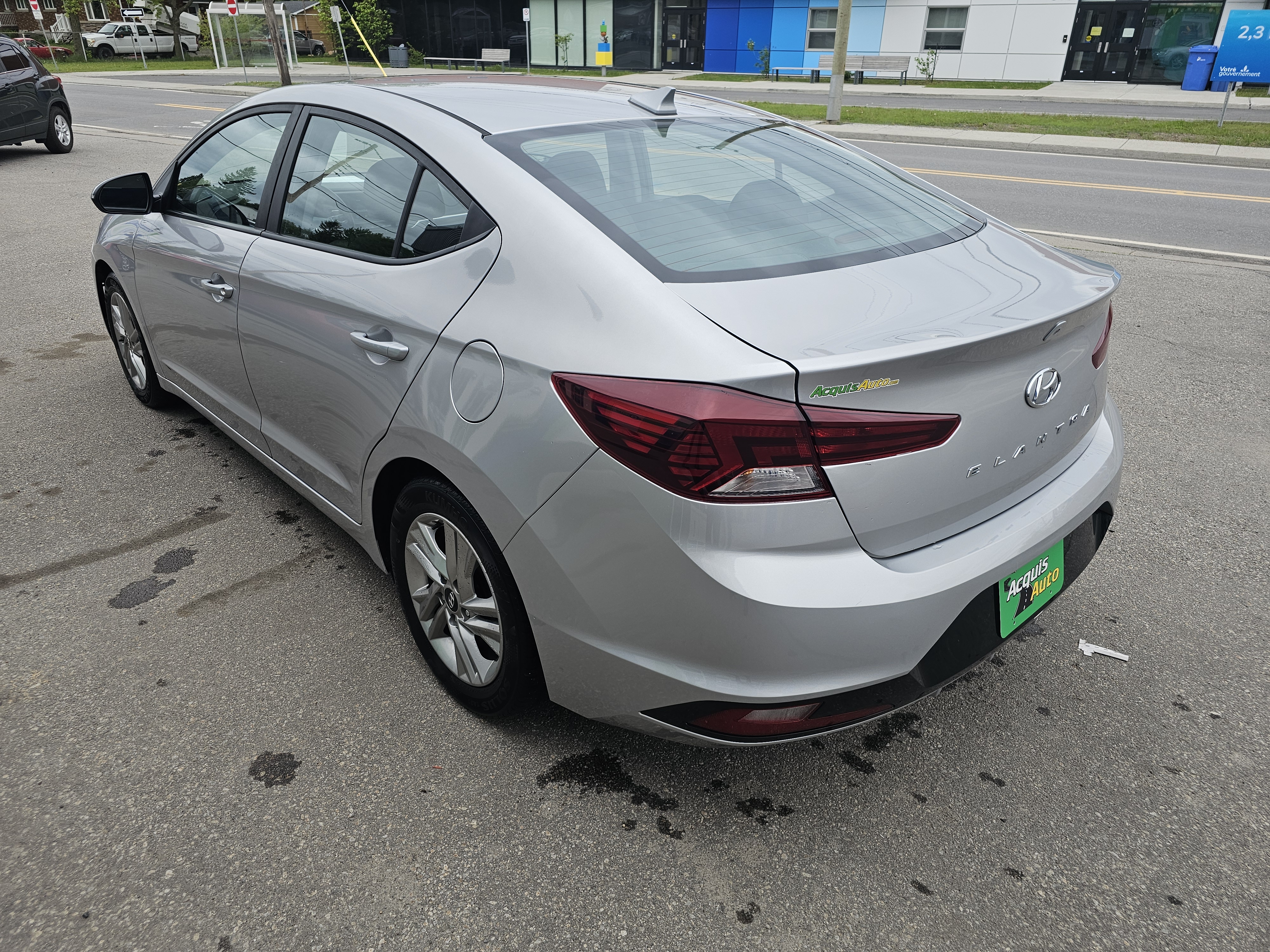 HYUNDAI Elantra 2020 - Image 8