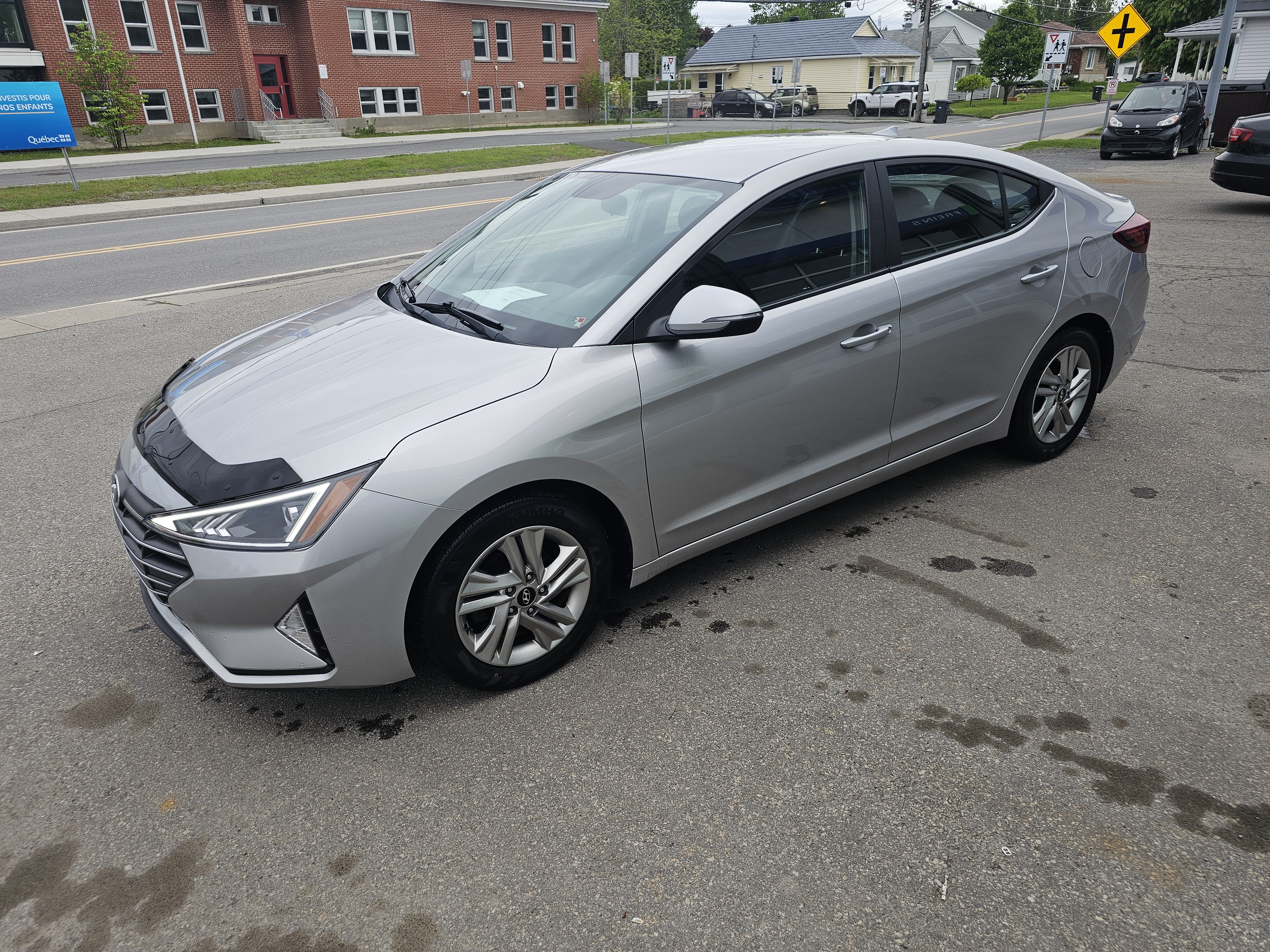 HYUNDAI Elantra 2020 - Image 9