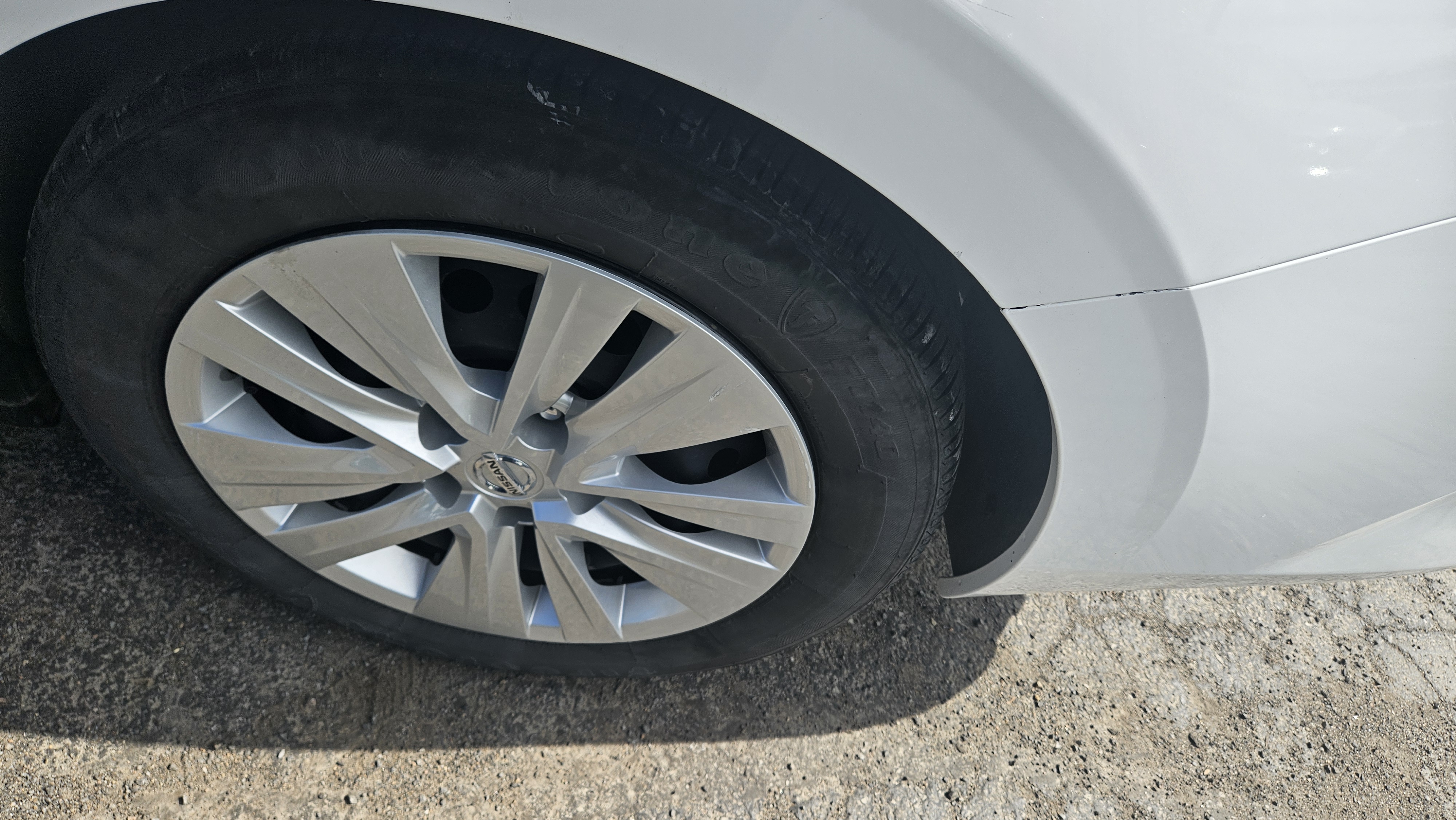NISSAN Sentra 2020 - Image 5