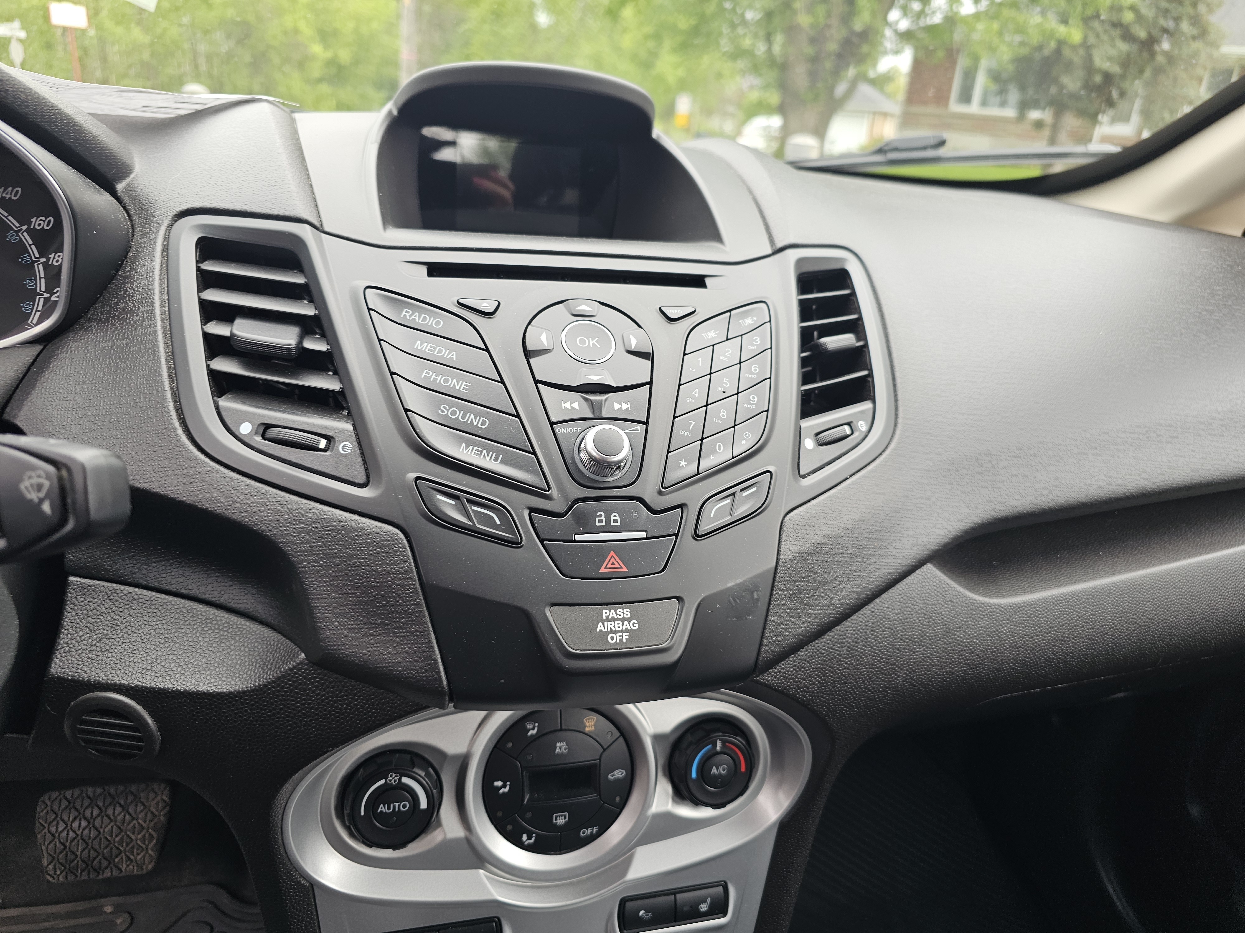 FORD Fiesta 2017 - Image 3